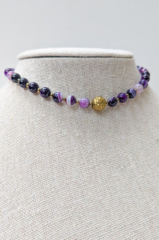 collier ras de cou choker  en perles violettes