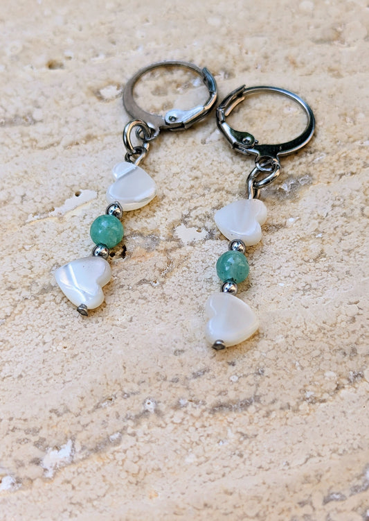 Boucles d'oreilles en acier inoxydable argenté : perles d'amazonite, perles hématites et perles de nacre en forme de coeur